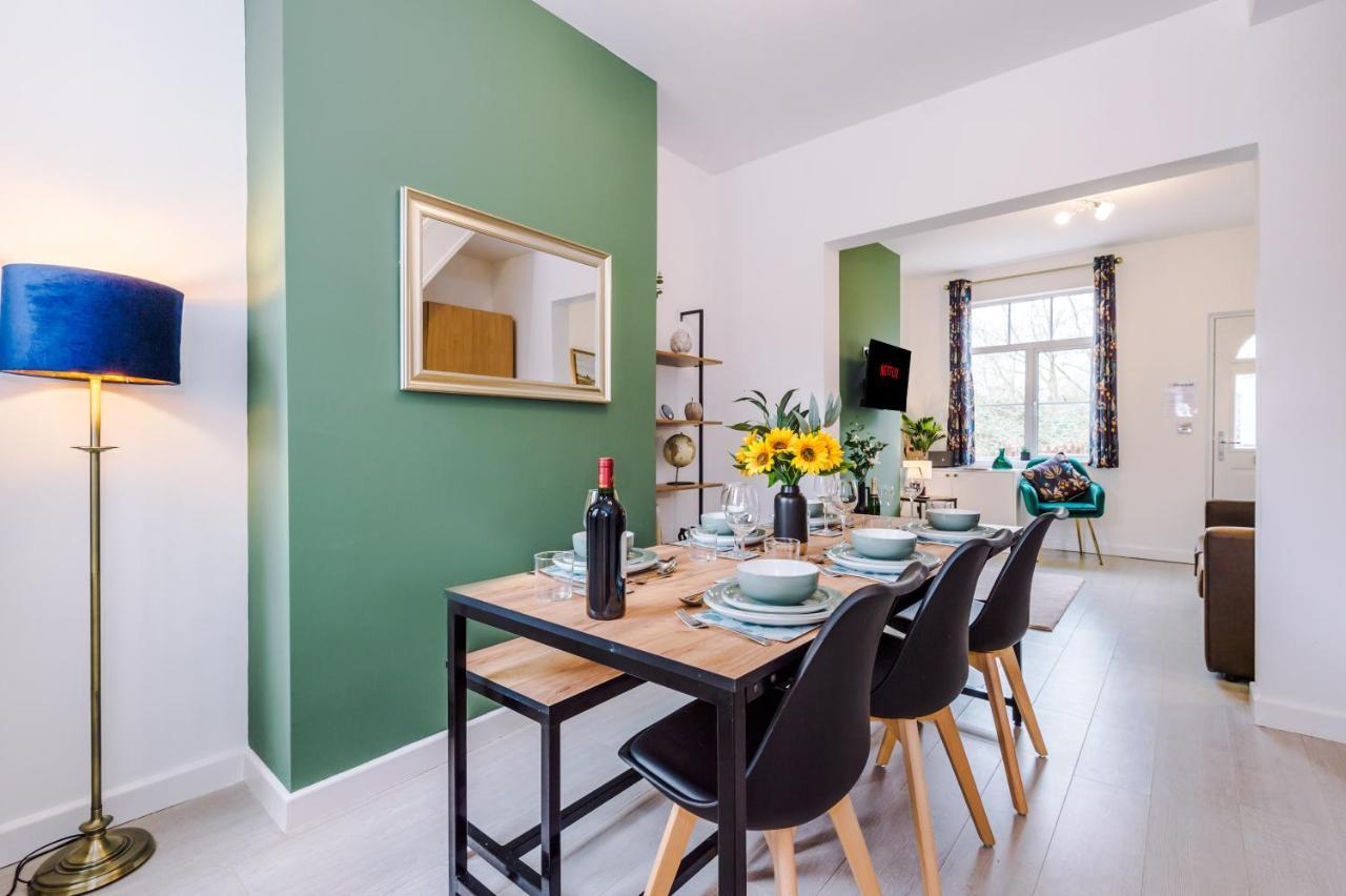 Stunning 3-Bed Home In Nantwich By 53 Degrees Property - Amazing Location, Ideal For Groups - Sleeps 6 Экстерьер фото