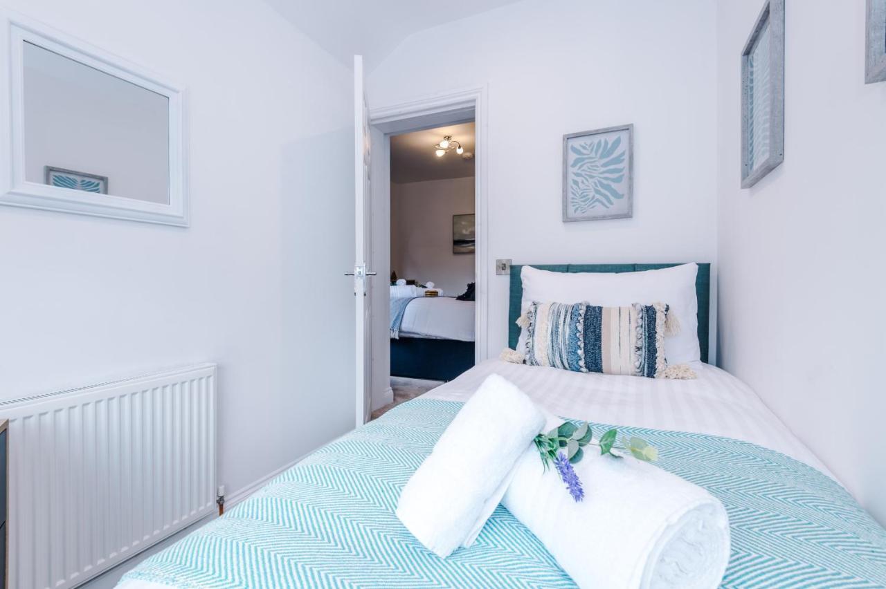 Stunning 3-Bed Home In Nantwich By 53 Degrees Property - Amazing Location, Ideal For Groups - Sleeps 6 Экстерьер фото